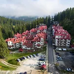 Ξενοδοχείο με διαμερίσματα The Castle Complex