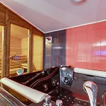 Ξενοδοχείο με διαμερίσματα The Castle Complex 3*