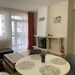 The Castle Complex 3* Παμπόροβο