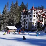 Ξενοδοχείο με διαμερίσματα The Castle Complex 3*