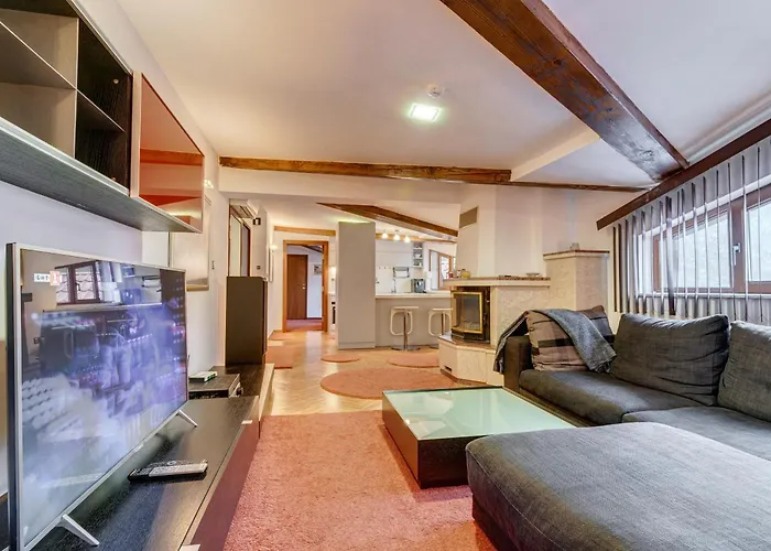 The Castle Complex 3* 팜포로보