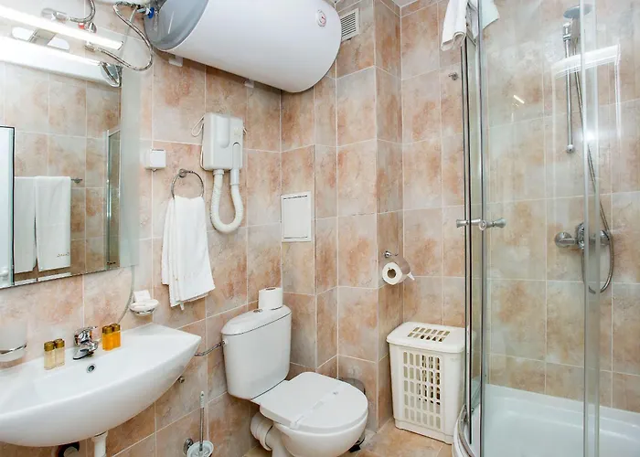 The Castle Complex 3* 팜포로보